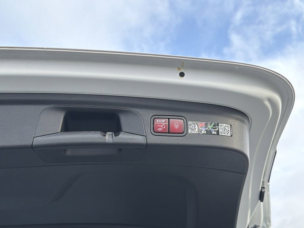 New 2026 Mercedes-Benz GLE 450 4MATIC image 15