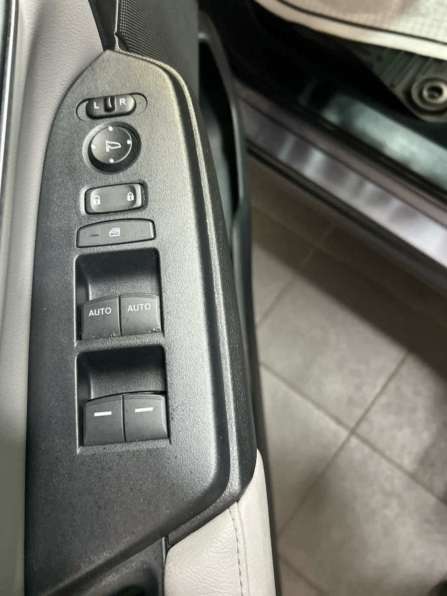 Used 2019 Honda CR-V EX-L image 25