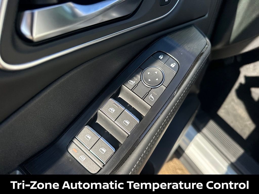 New 2026 Nissan Rogue Platinum w/ Platinum Premium Package AWD/4WD image 14