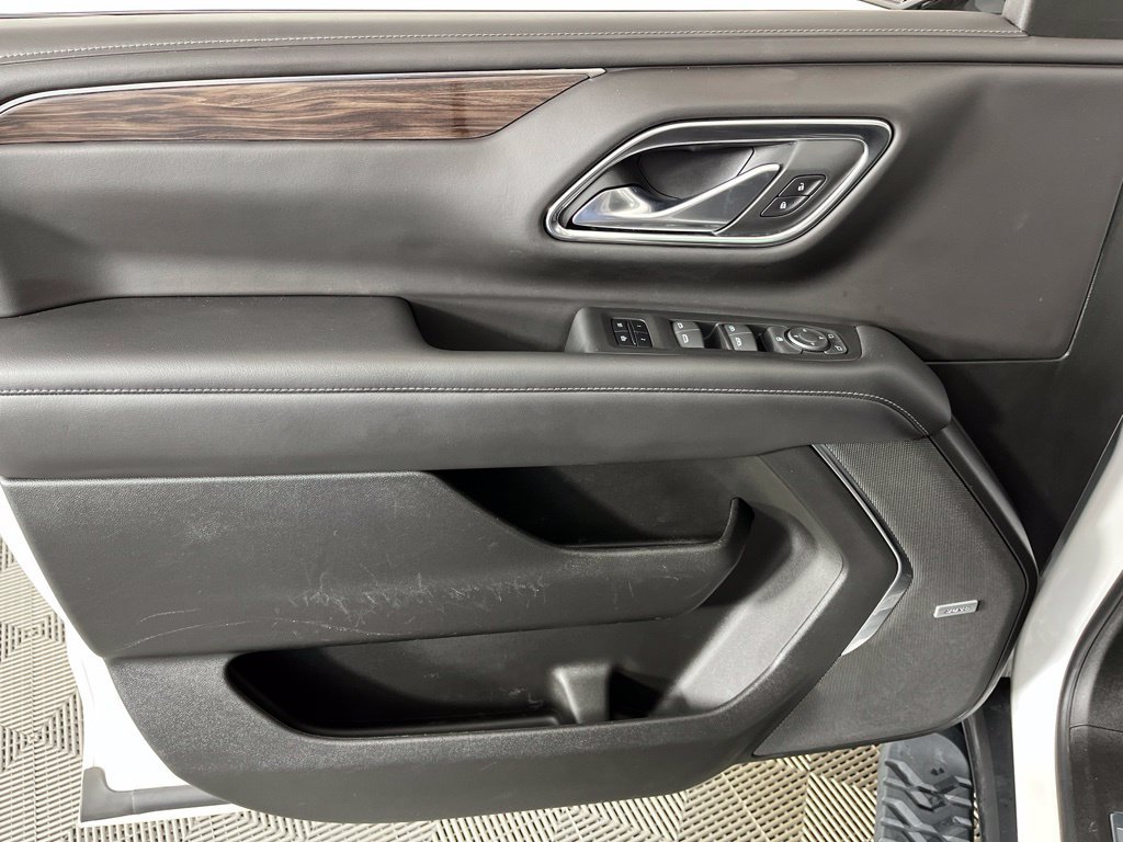 Used 2022 Chevrolet Suburban Z71 AWD/4WD image 31