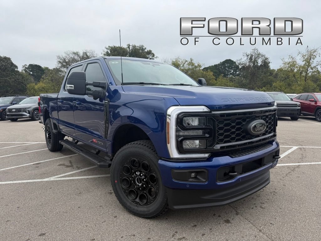 New 2026 Ford F250 Lariat w/ Black Appearance Package