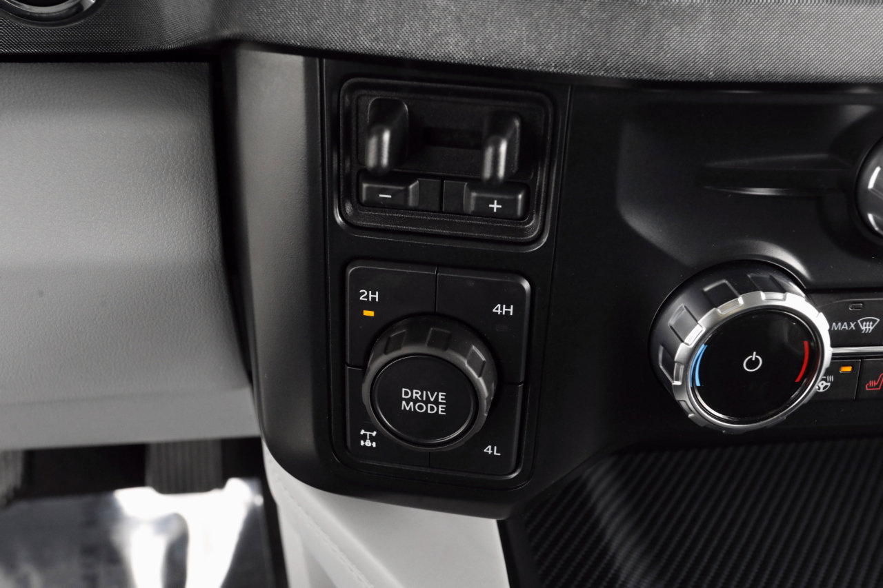 Used 2023 Ford F250 Limited w/ FX4 Off-Road Package image 36