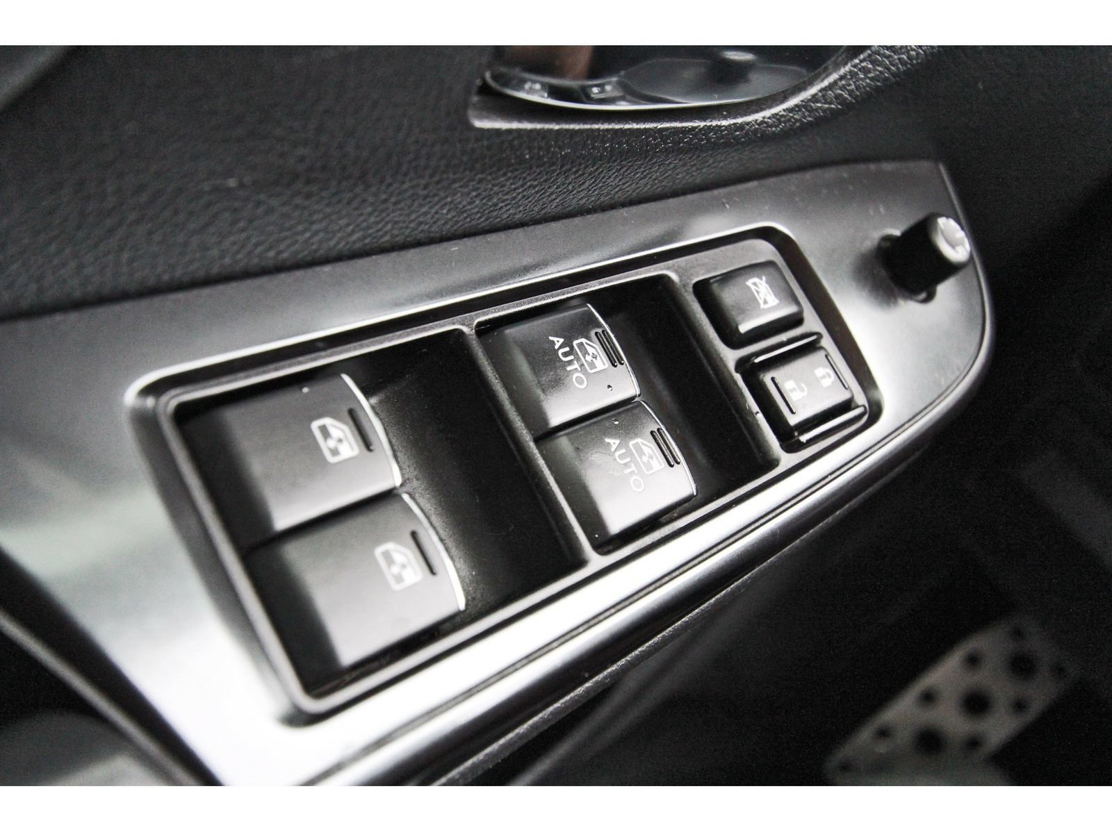 Used 2020 Subaru WRX Limited AWD/4WD image 19