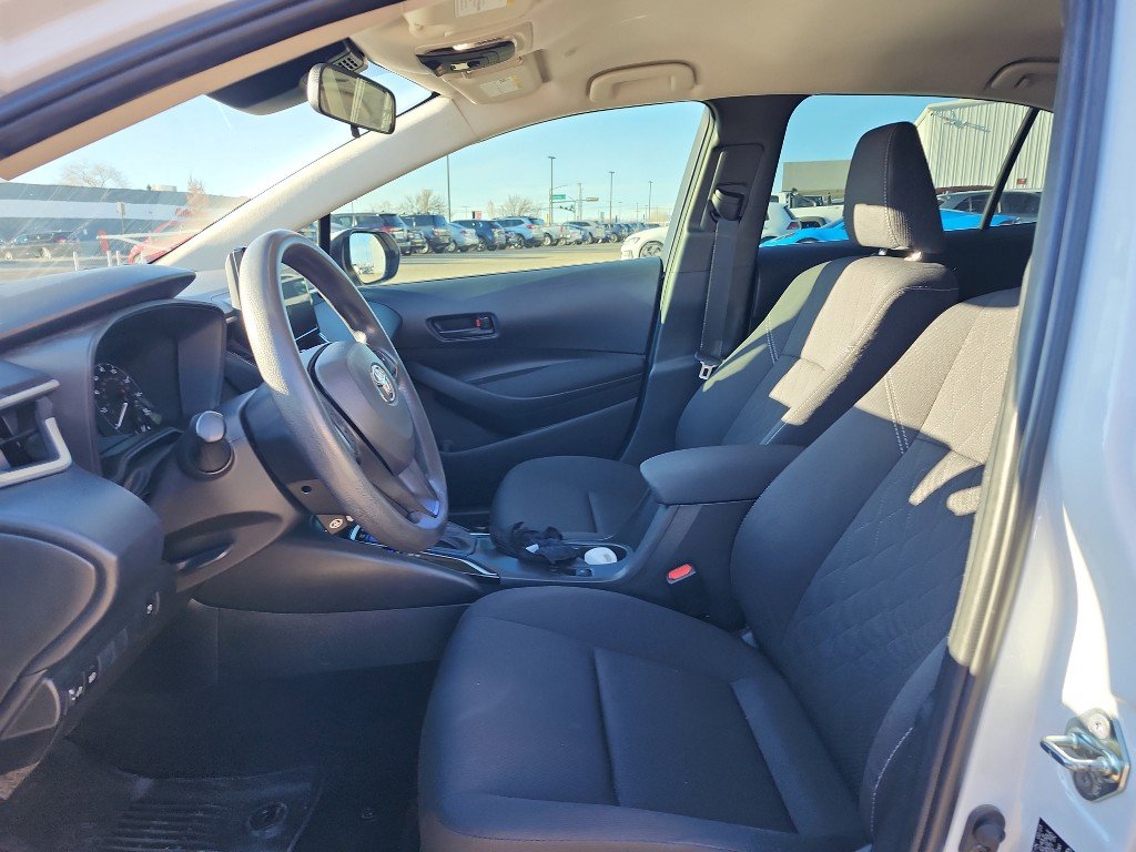 Used 2023 Toyota Corolla LE image 13