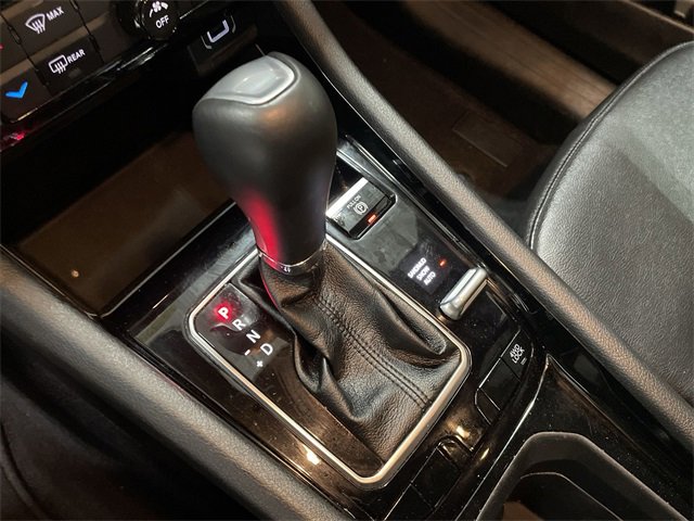 Used 2024 Jeep Compass Limited image 28