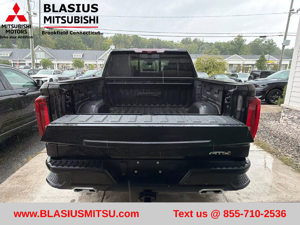 Used 2023 GMC Sierra 1500 AT4 w/ AT4 Premium Package AWD/4WD image 8
