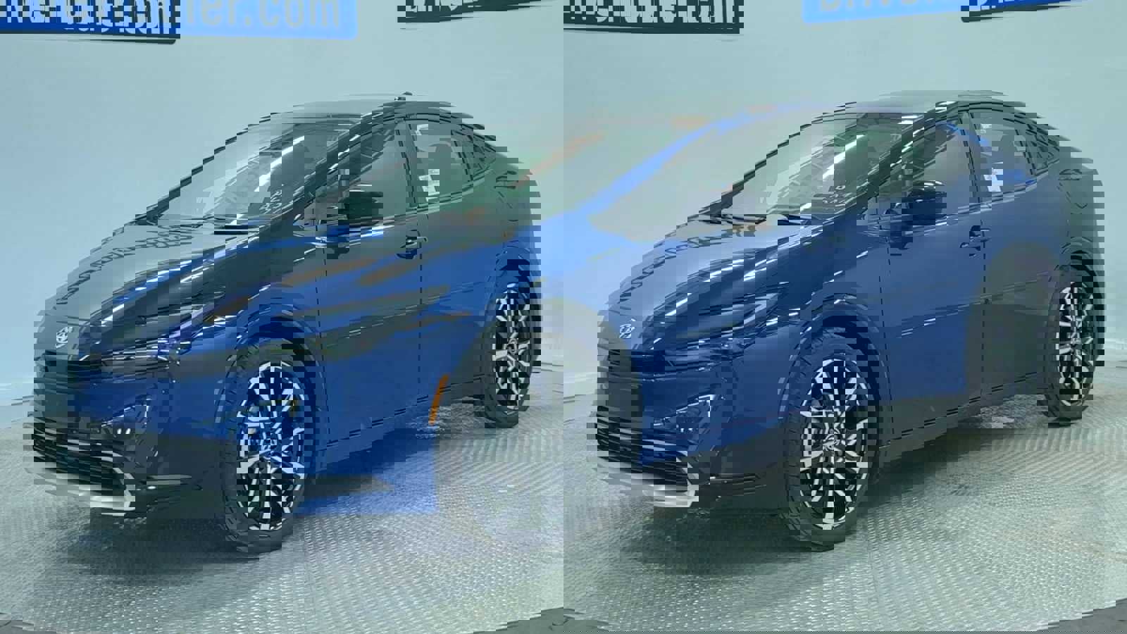 New 2026 Toyota Prius Plug-In Hybrid image 4