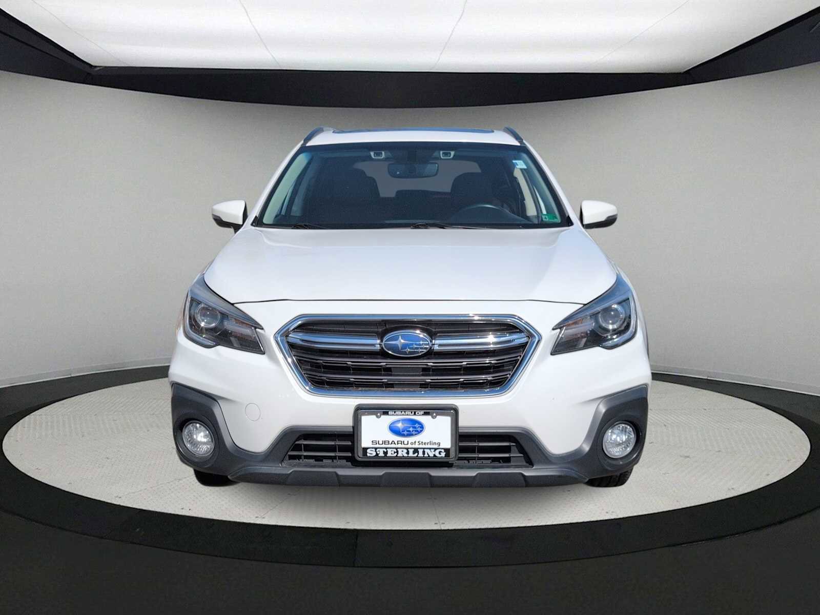 Used 2019 Subaru Outback 3.6R Touring image 3
