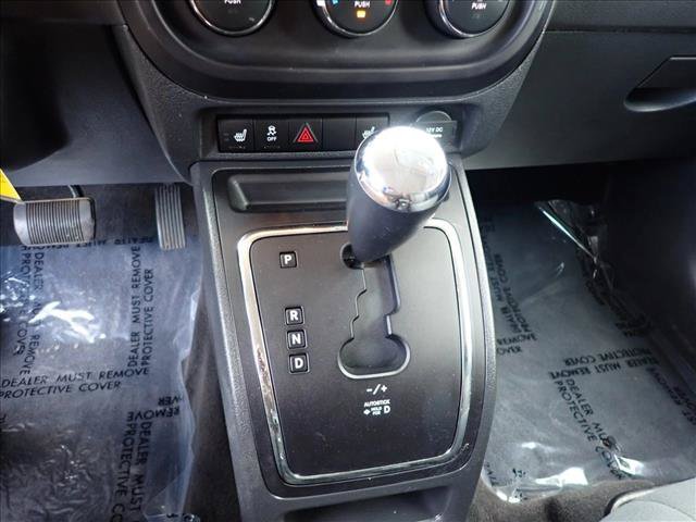 Used 2014 Jeep Patriot Latitude AWD/4WD image 18