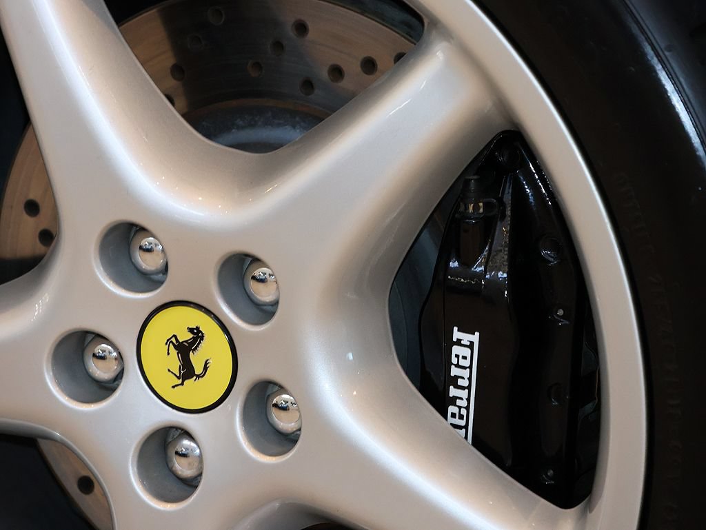 Used 1999 Ferrari 550 Maranello Coupe RWD image 46