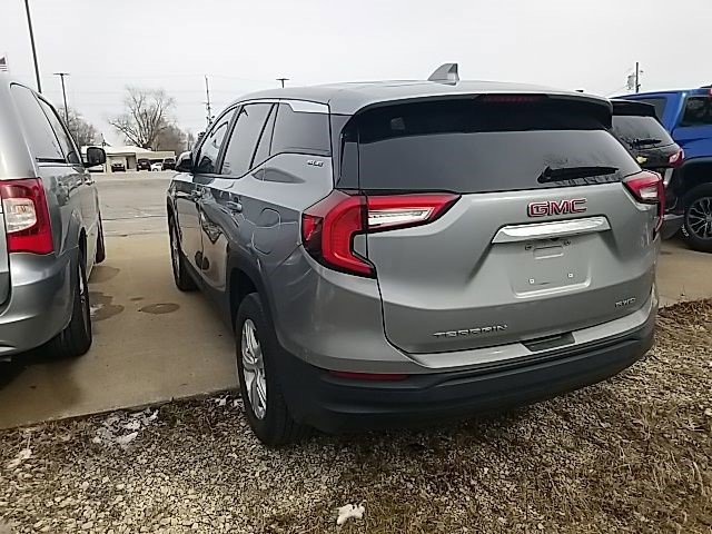 Certified 2024 GMC Terrain SLE image 15