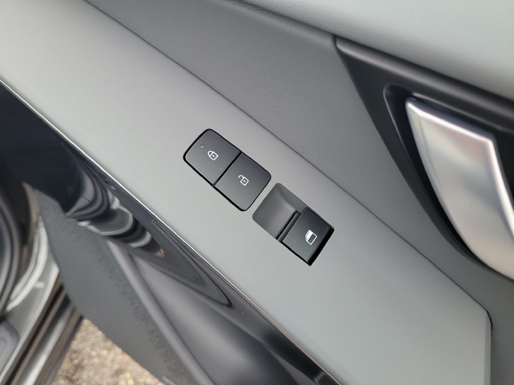 New 2026 Kia Niro EX w/ EX Premium Package FWD image 11