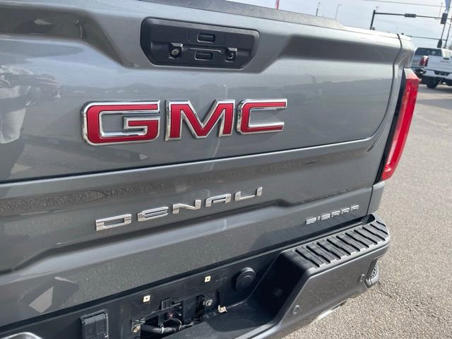 Used 2021 GMC Sierra 1500 Denali w/ Denali Ultimate Package image 16