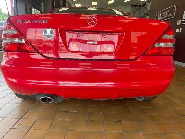 Used 2001 Mercedes-Benz SLK 320 image 7
