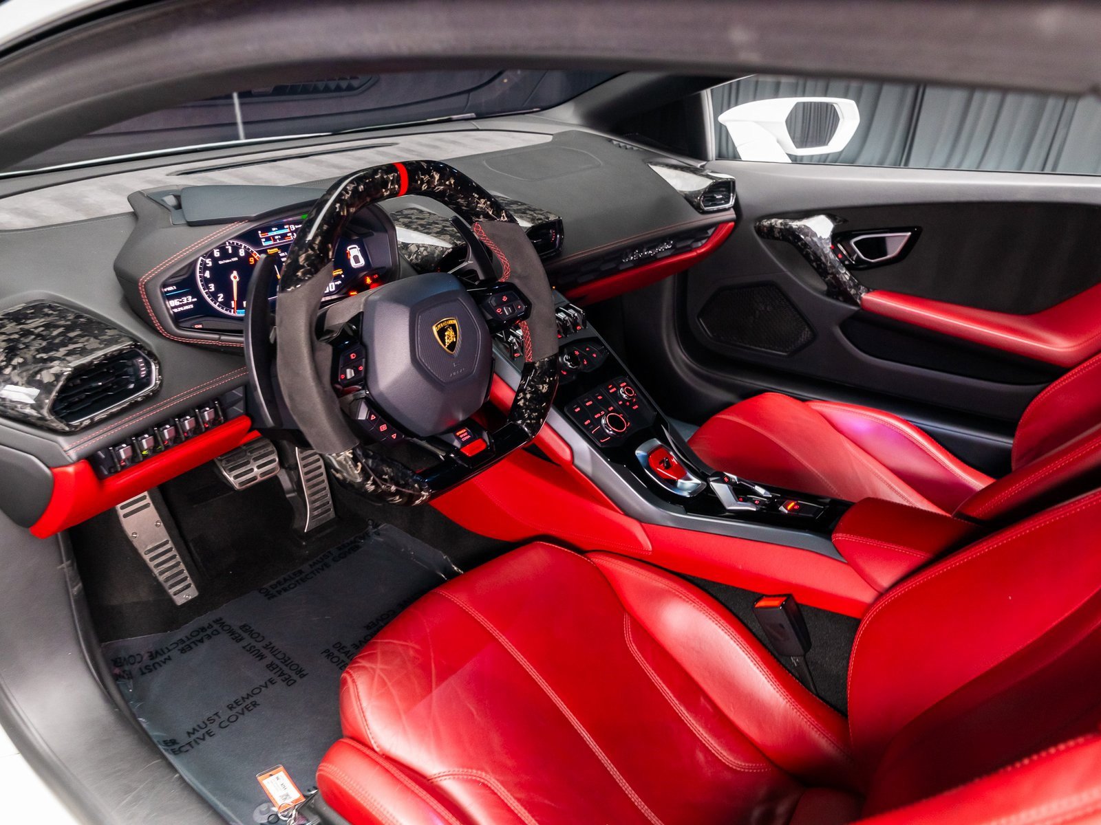 Used 2015 Lamborghini Huracan LP 610-4 image 39