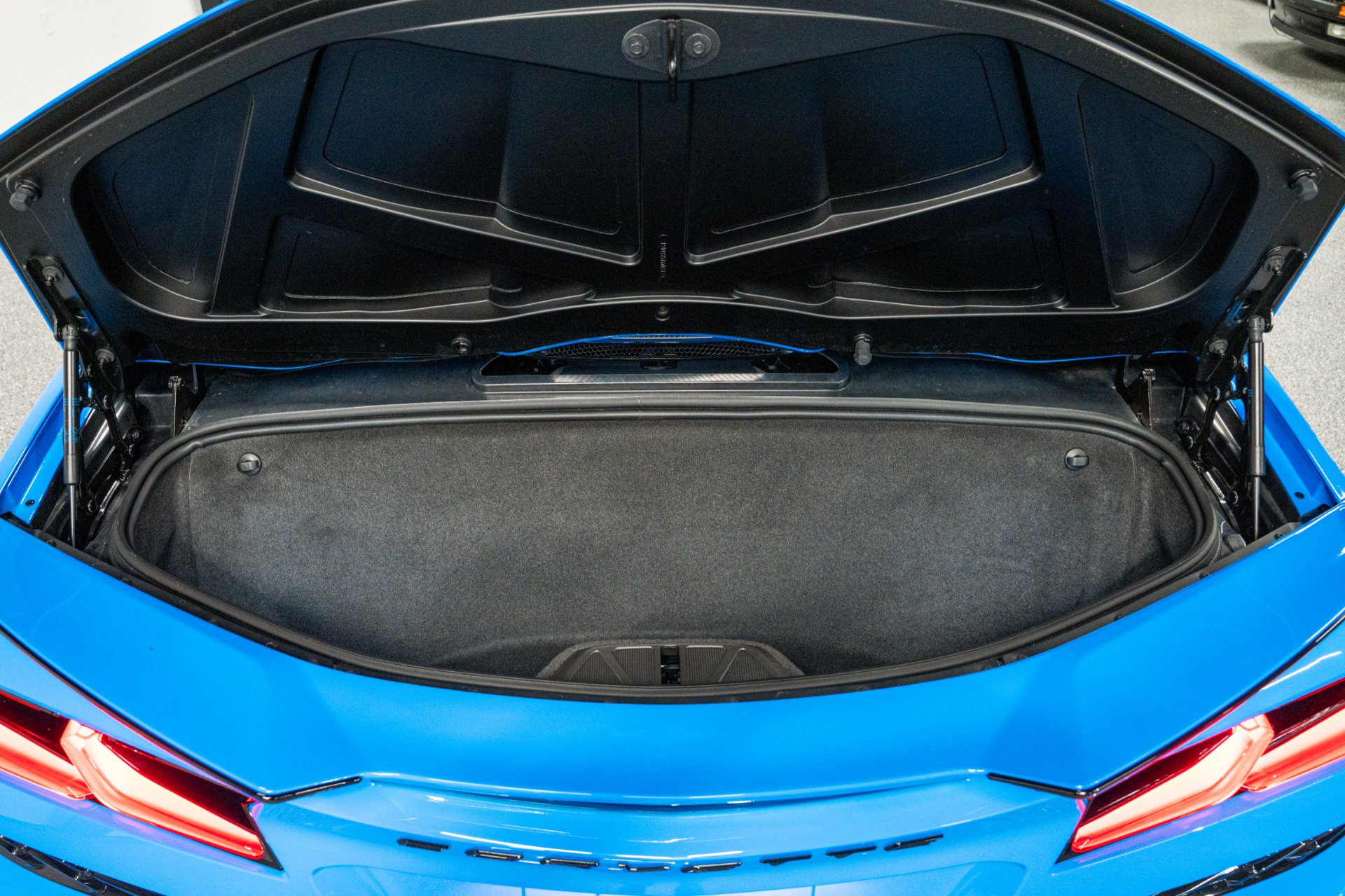 Used 2024 Chevrolet Corvette Z06 w/ Battery Protection Package image 27