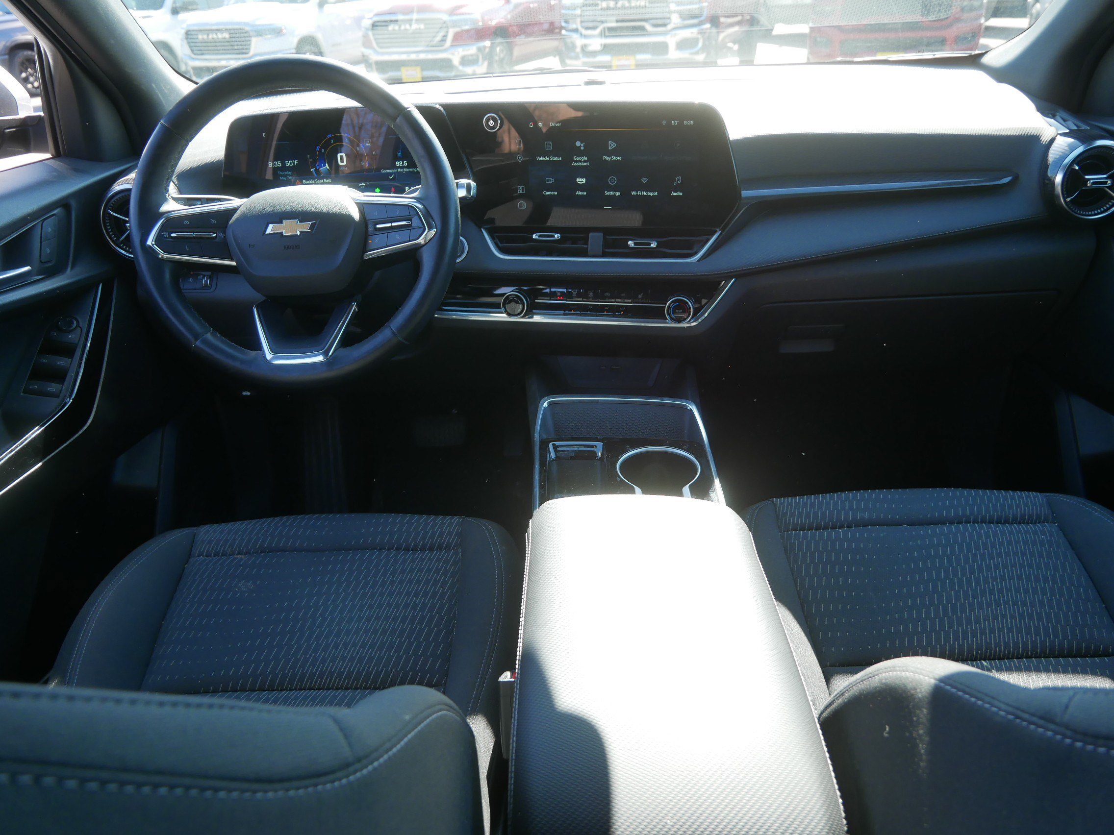 Used 2025 Chevrolet Equinox LT w/ Safety and Technology Package AWD/4WD image 10