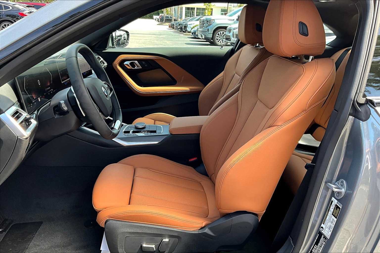 New 2025 BMW 230i Coupe w/ Premium Package RWD image 9