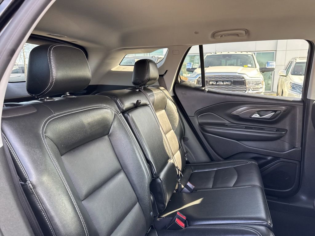 Used 2024 GMC Terrain SLT image 26