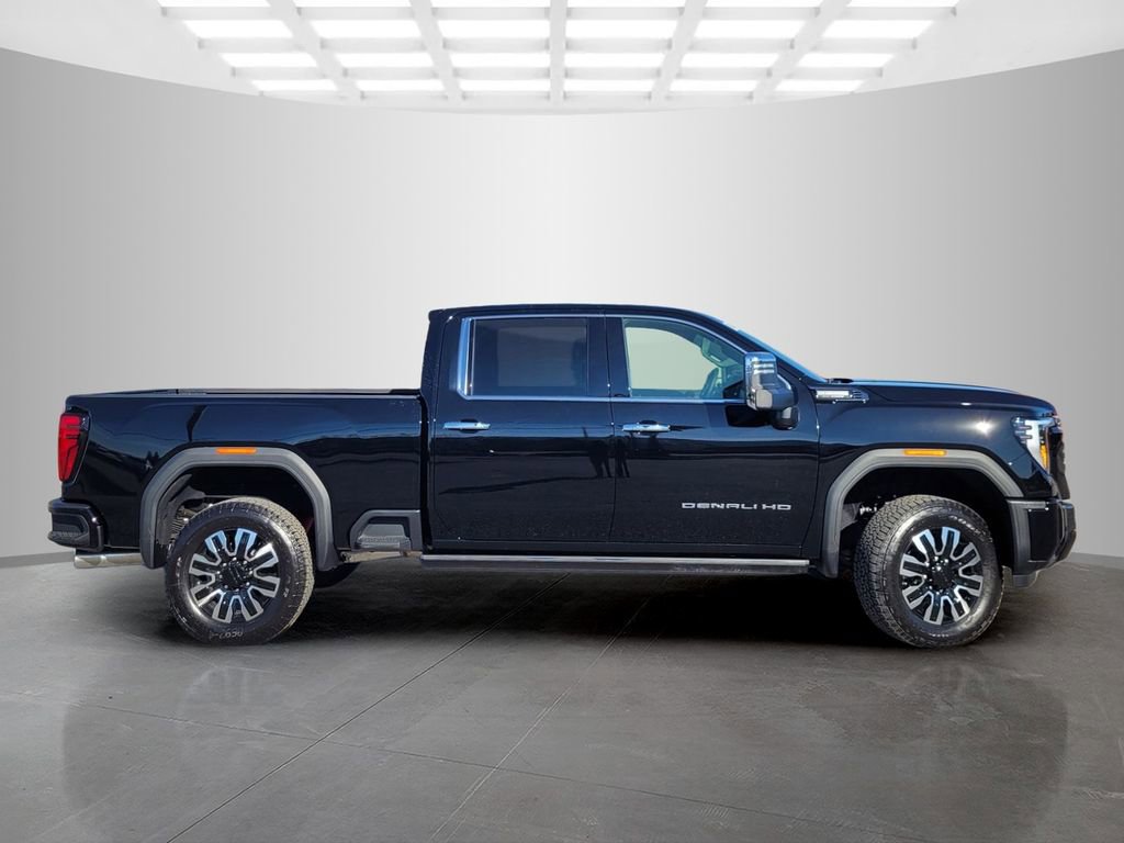 New 2026 GMC Sierra 2500 Denali Ultimate w/ Max Trailering Package image 3