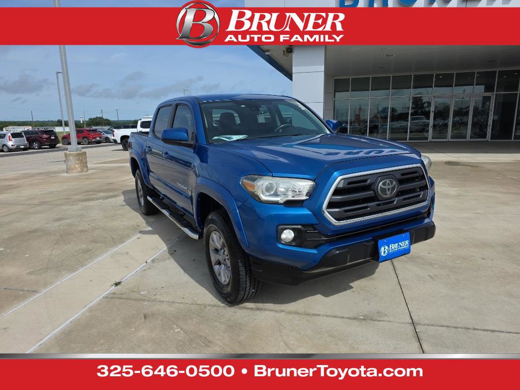 Used 2018 Toyota Tacoma SR5 RWD image 1