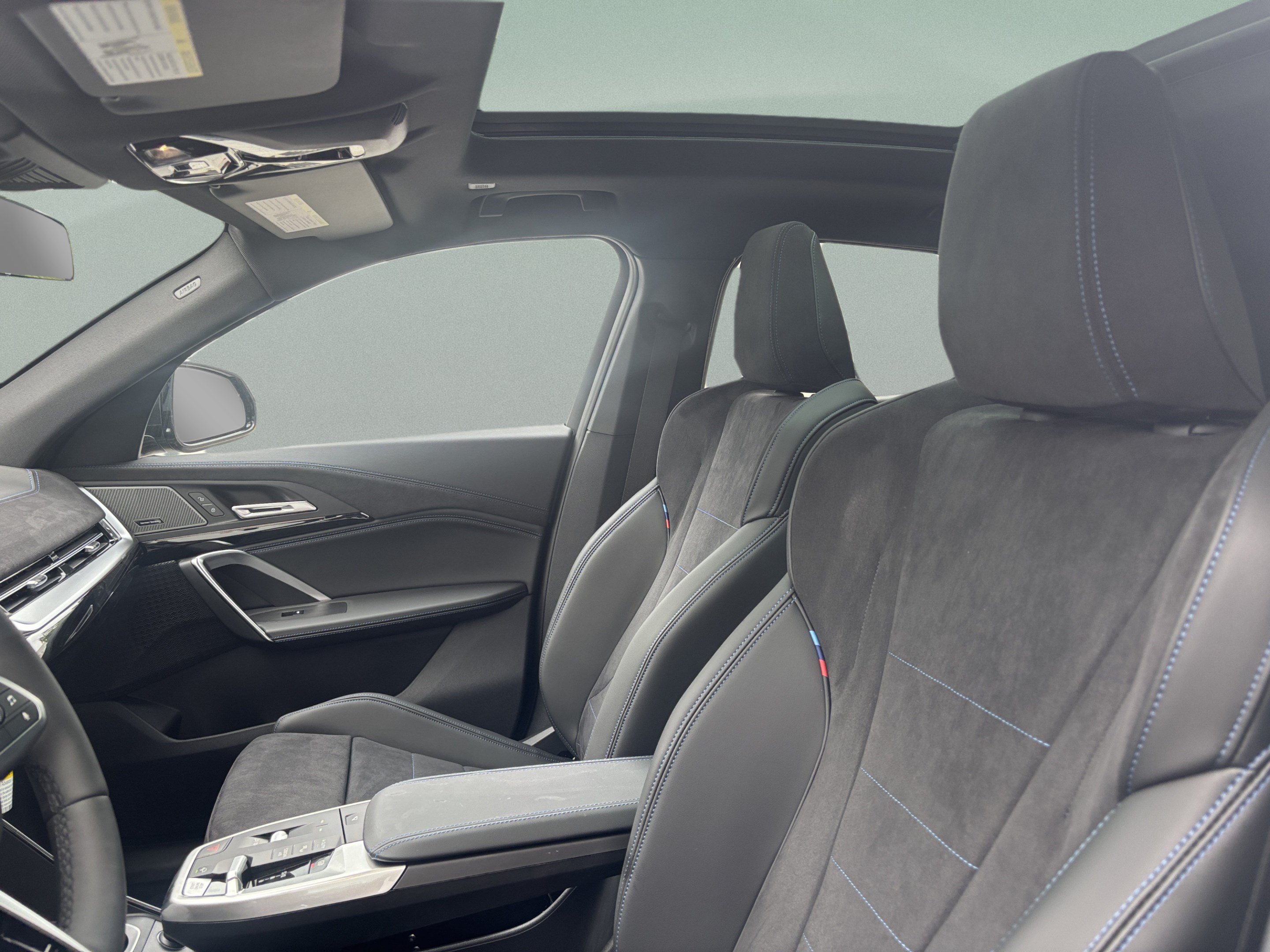New 2027 BMW X2 xDrive28i AWD/4WD image 18