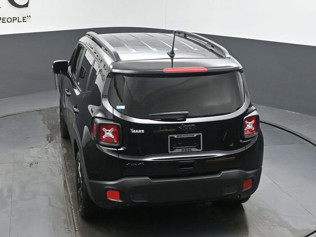 Used 2018 Jeep Renegade Altitude w/ UConnect 8.4 Nav Group AWD/4WD image 56