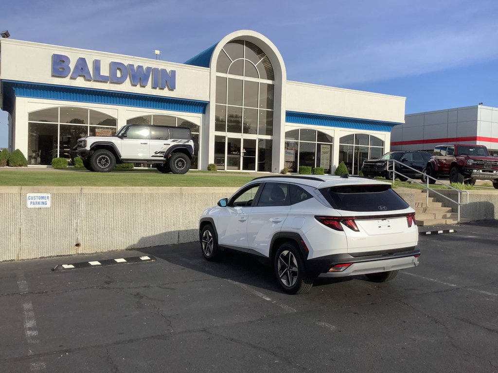Used 2025 Hyundai Tucson SEL FWD image 5