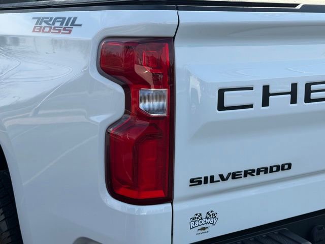 Used 2022 Chevrolet Silverado 1500 LT Trail Boss w/ Protection Package AWD/4WD image 12