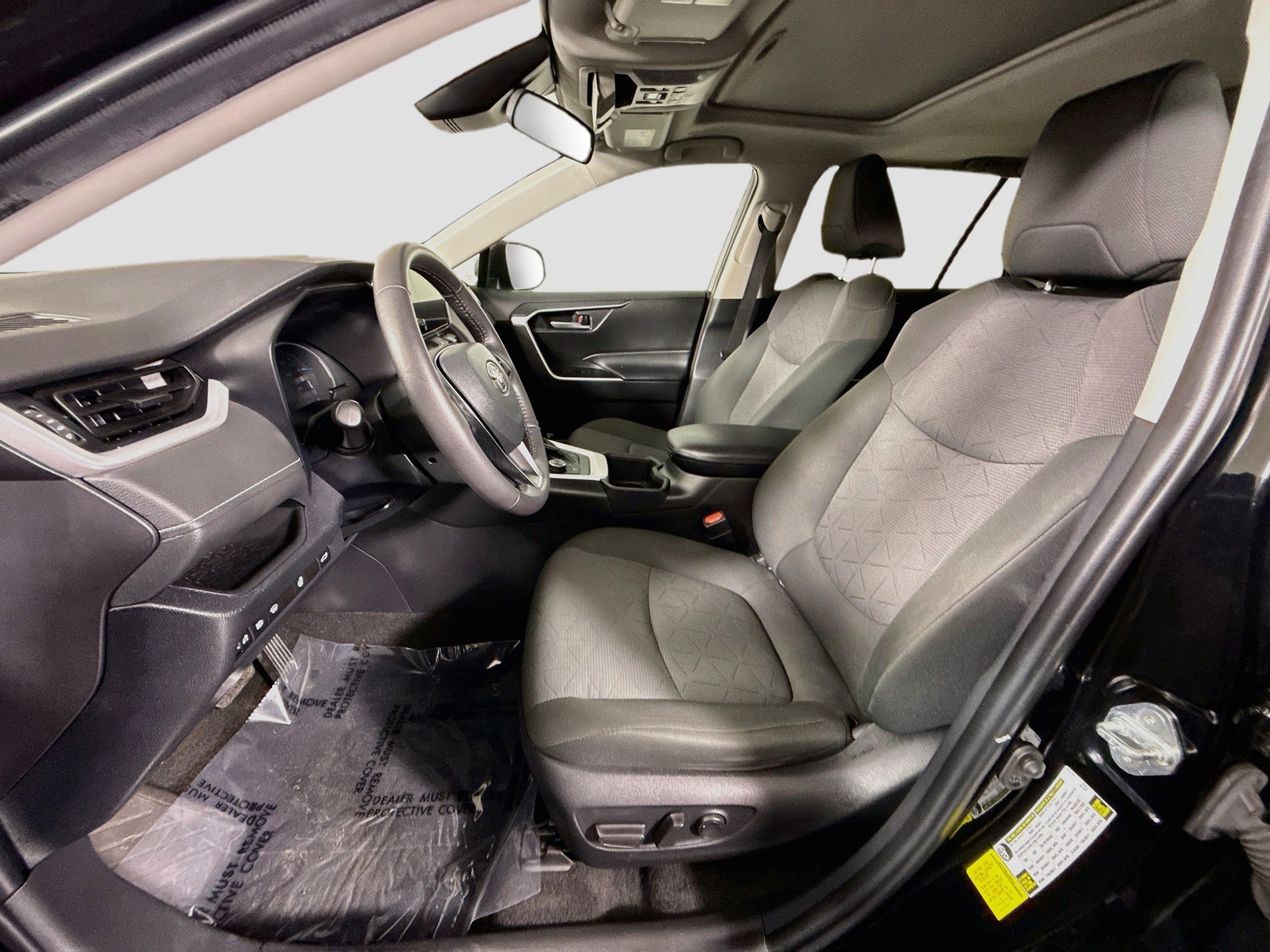 Used 2023 Toyota RAV4 XLE w/ Convenience Package AWD/4WD image 22