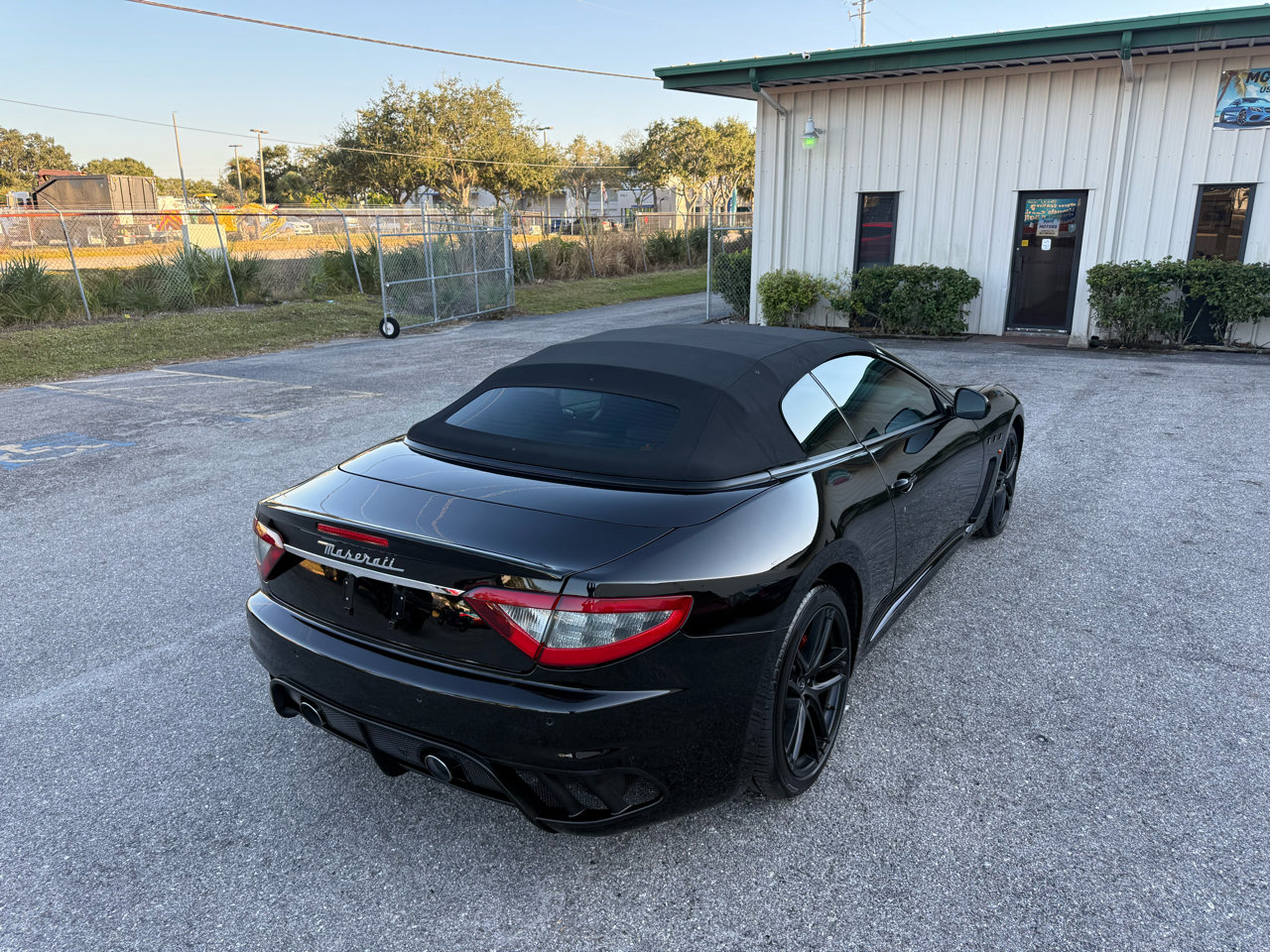 Used 2017 Maserati GranTurismo MC image 5