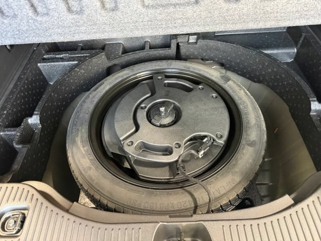 Used 2016 Buick Encore FWD image 30