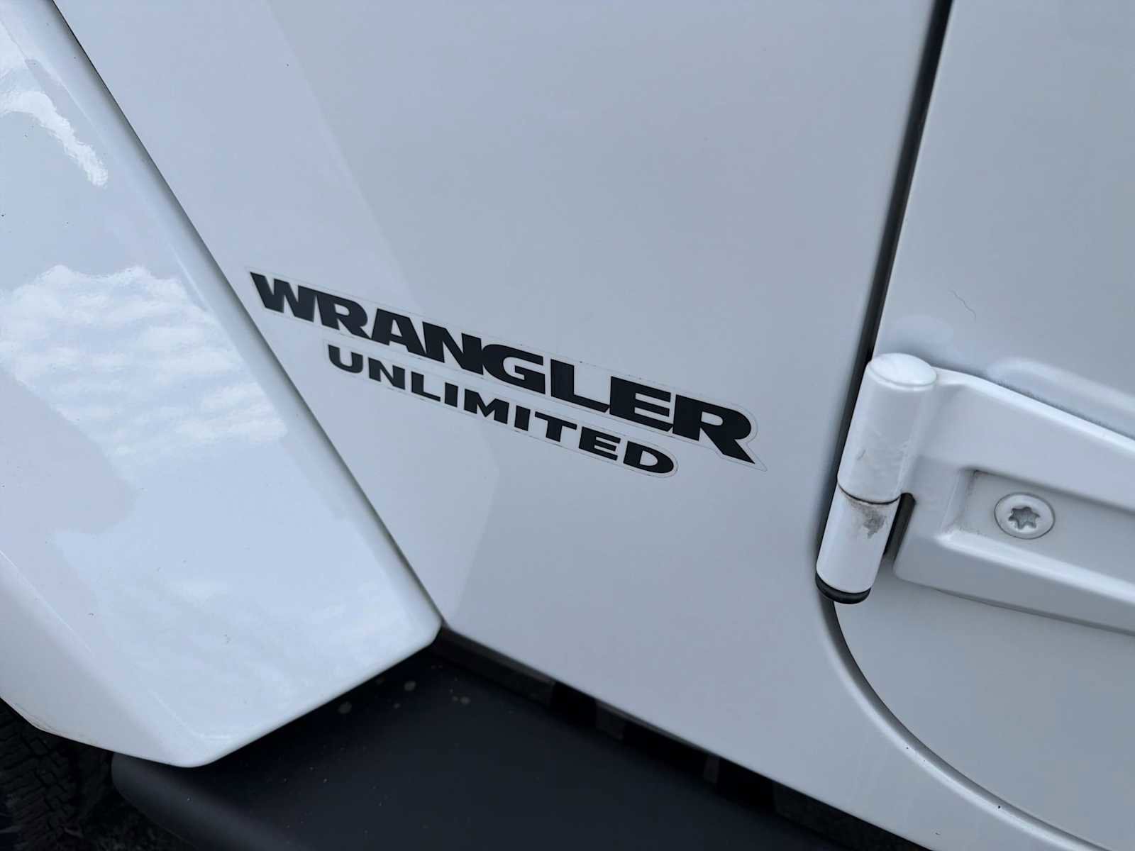 Used 2017 Jeep Wrangler 75th Anniversary image 18