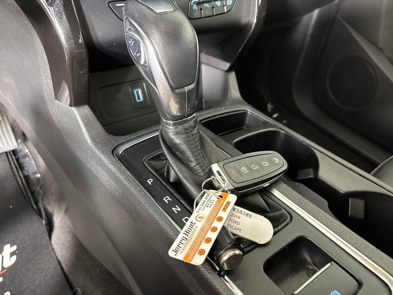 Used 2019 Ford Escape Titanium FWD image 21