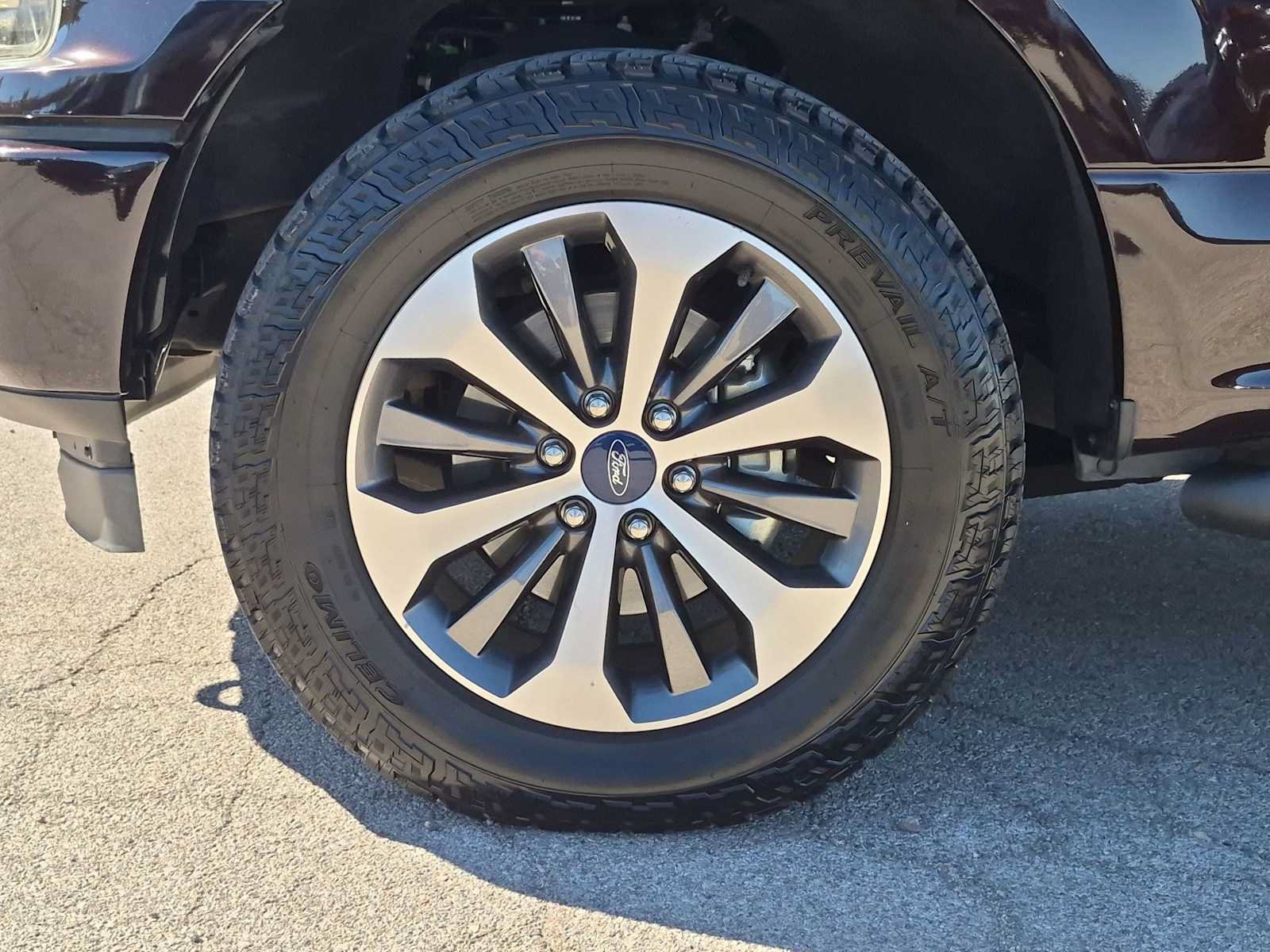 Used 2019 Ford F150 XL w/ Equipment Group 101A Mid AWD/4WD image 13