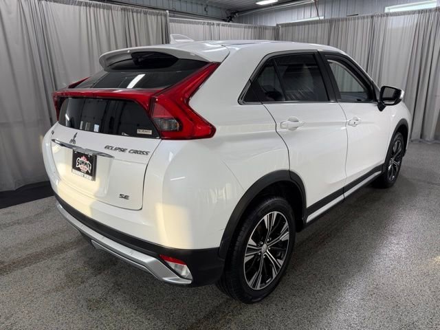 Used 2018 Mitsubishi Eclipse Cross SE image 4