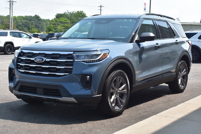 New 2026 Ford Explorer Active w/ Active Comfort Package AWD/4WD image 14