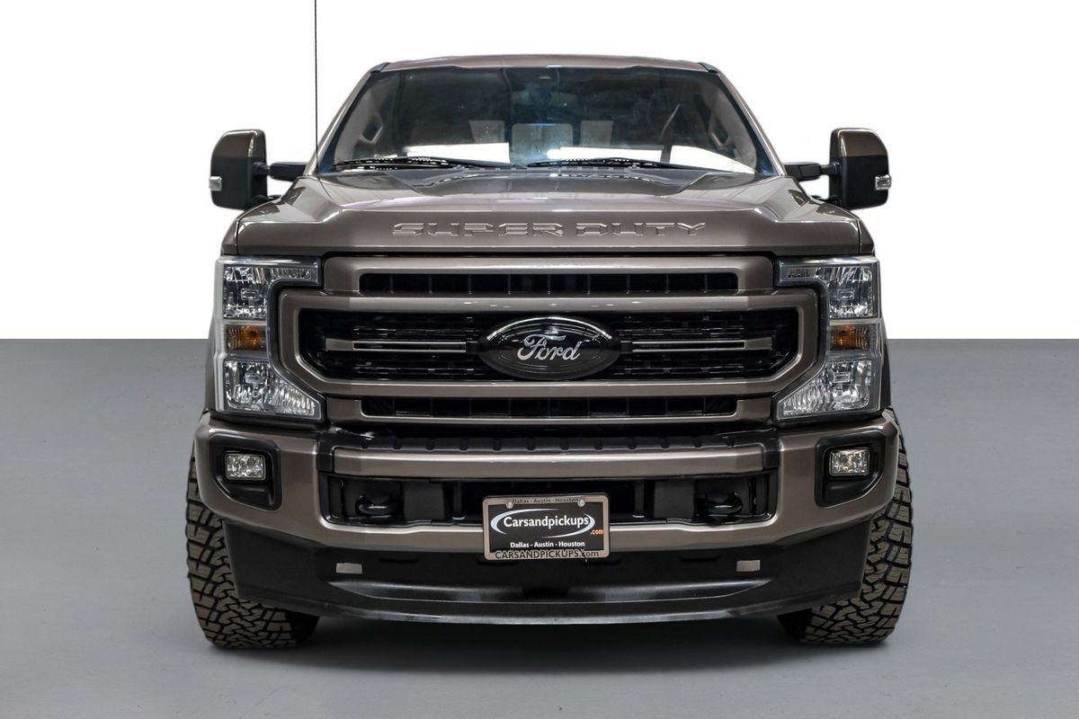 Used 2020 Ford F250 Lariat w/ Lariat Value Package AWD/4WD image 3