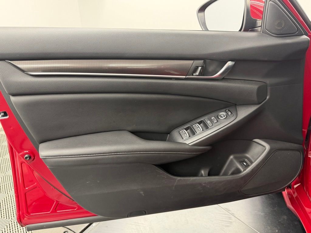 Used 2019 Honda Accord Sport image 19