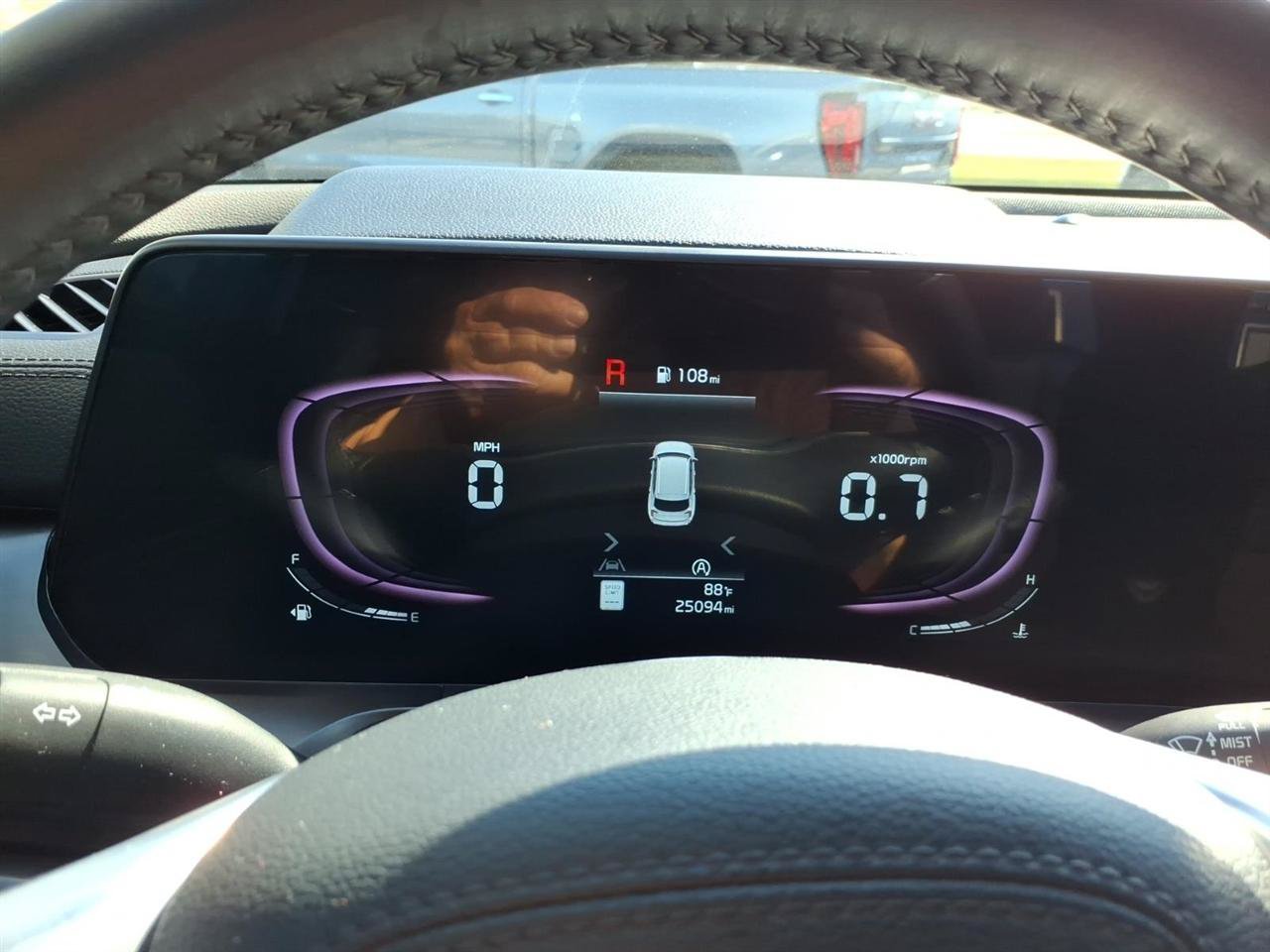 Used 2025 Kia Telluride S FWD image 18