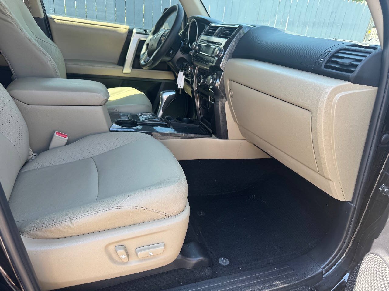 Used 2013 Toyota 4Runner SR5 RWD image 9