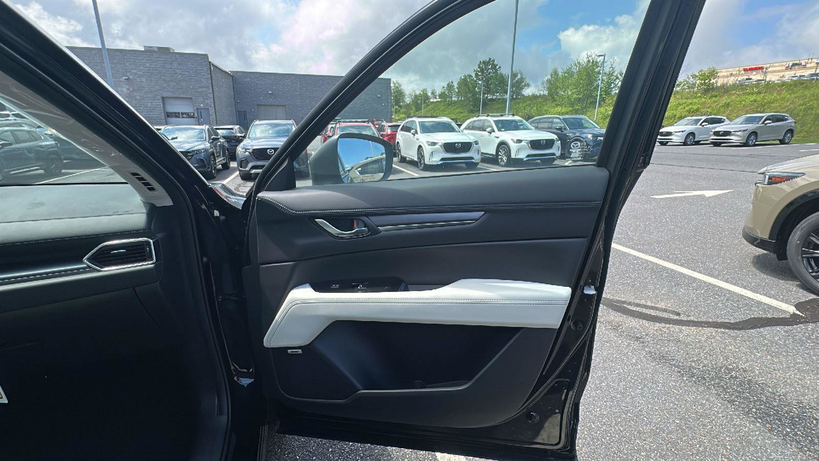 New 2025 MAZDA CX-5 AWD 2.5 S w/ Premium Plus Pkg image 10