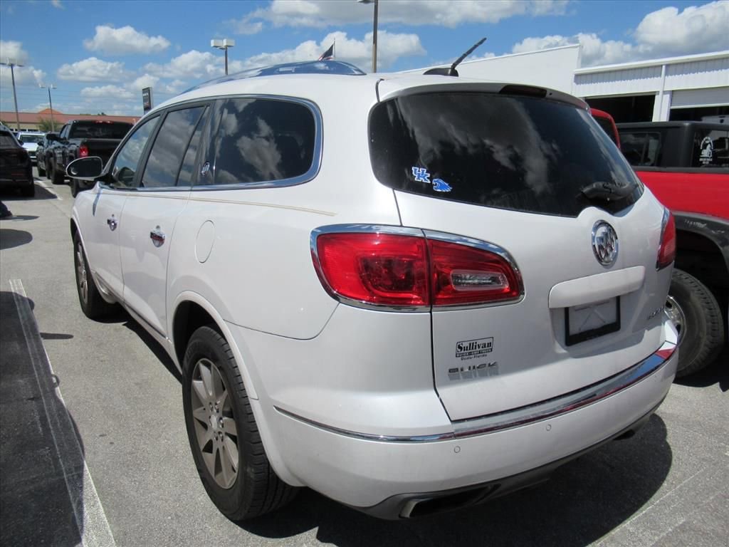 Used 2017 Buick Enclave Leather image 3