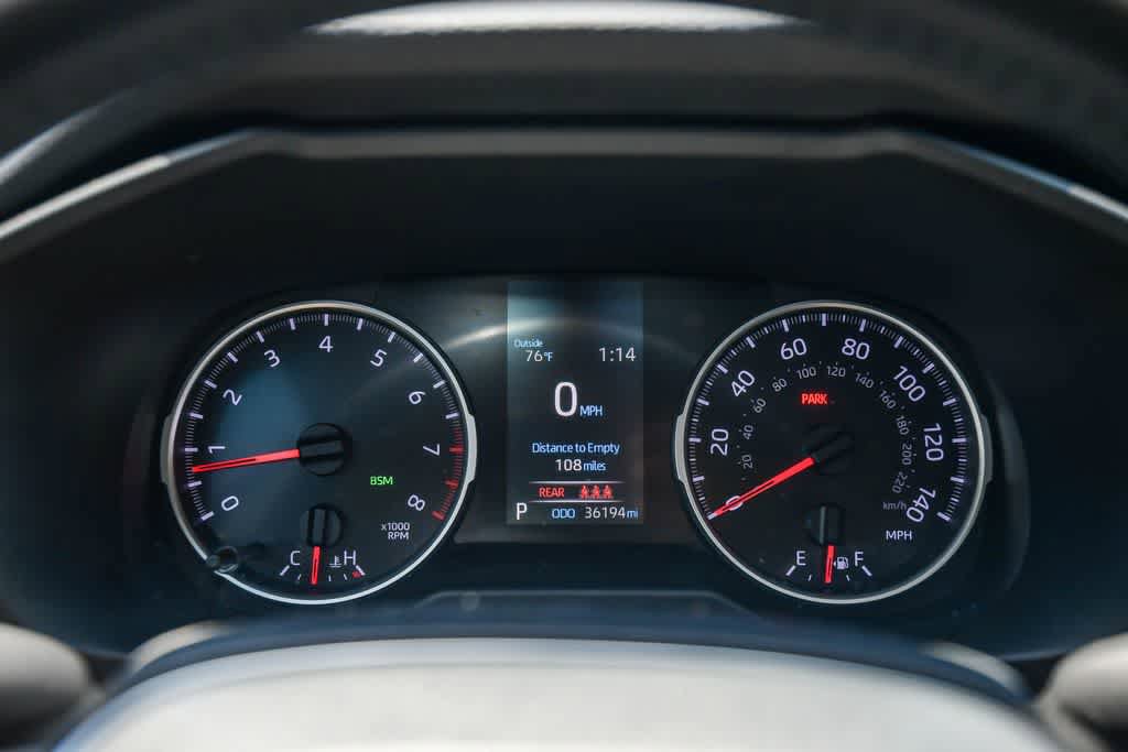 Used 2021 Toyota RAV4 XLE Premium FWD image 23