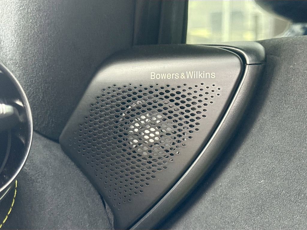 Used 2025 McLaren 750S Spider image 20