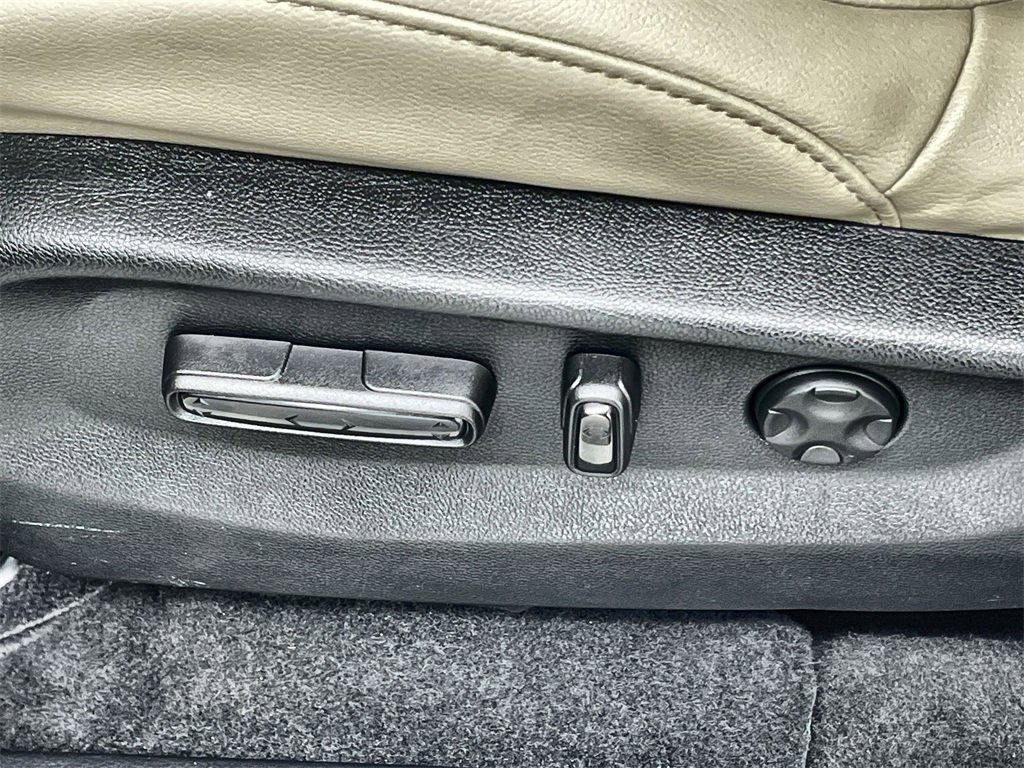 Used 2022 Honda CR-V EX-L image 13