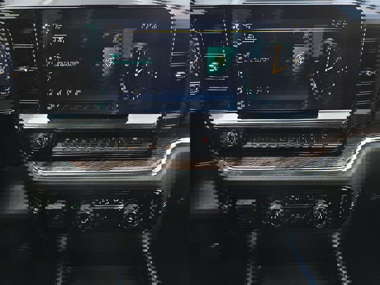 Certified 2024 Chevrolet Silverado 1500 LT Trail Boss w/ Convenience Package II image 24