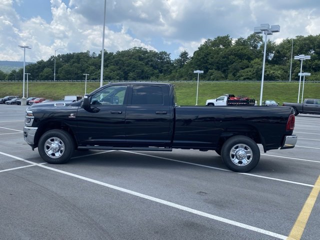 New 2025 RAM 2500 Tradesman image 4