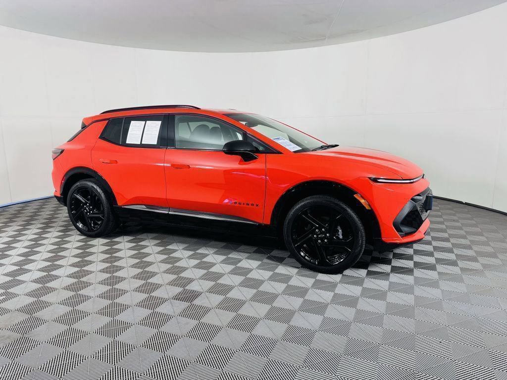 Used 2025 Chevrolet Equinox EV RS image 14