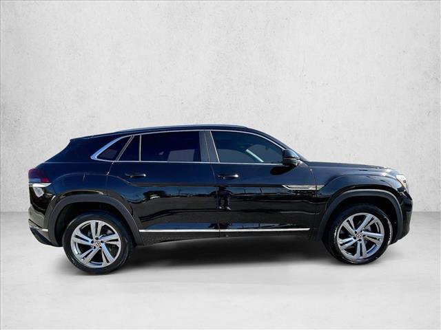 Used 2024 Volkswagen Atlas Cross Sport SEL R-Line AWD/4WD image 5
